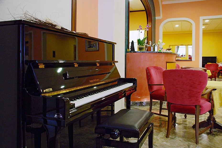Hotel Columbia Terme Abano Terme Esterno foto