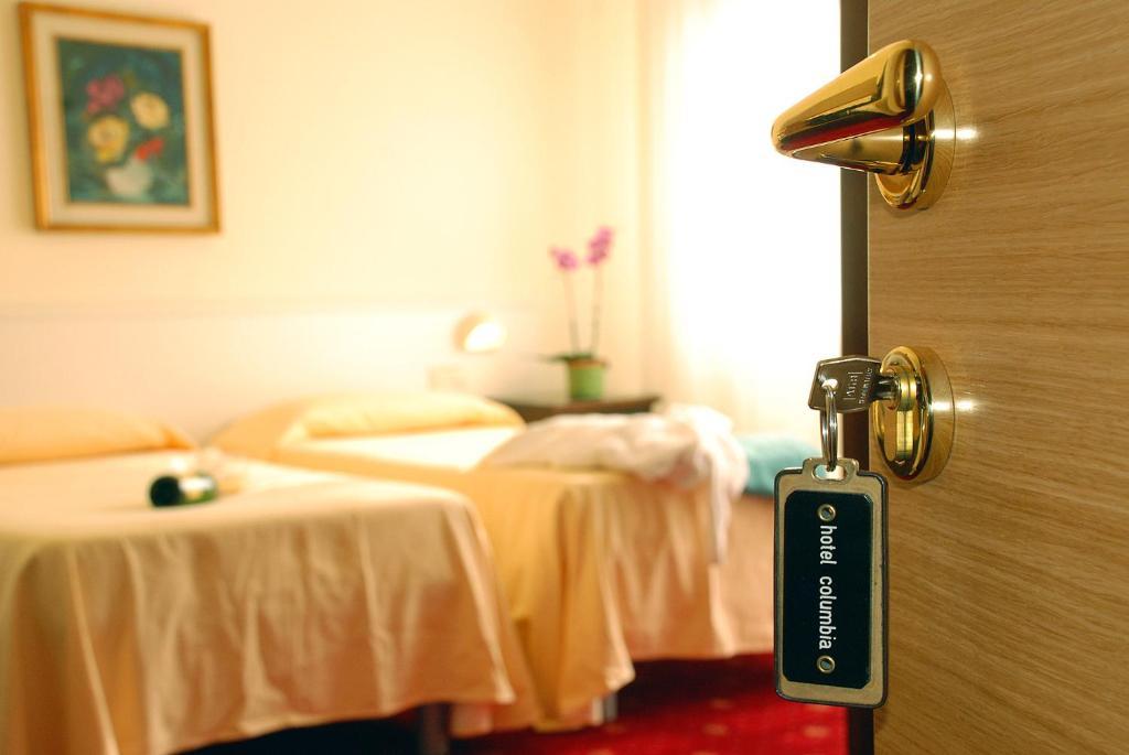 Hotel Columbia Terme Abano Terme Esterno foto