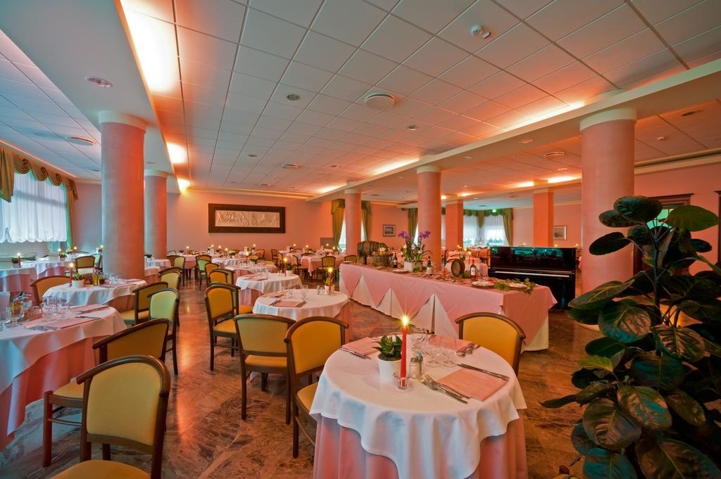 Hotel Columbia Terme Abano Terme Esterno foto