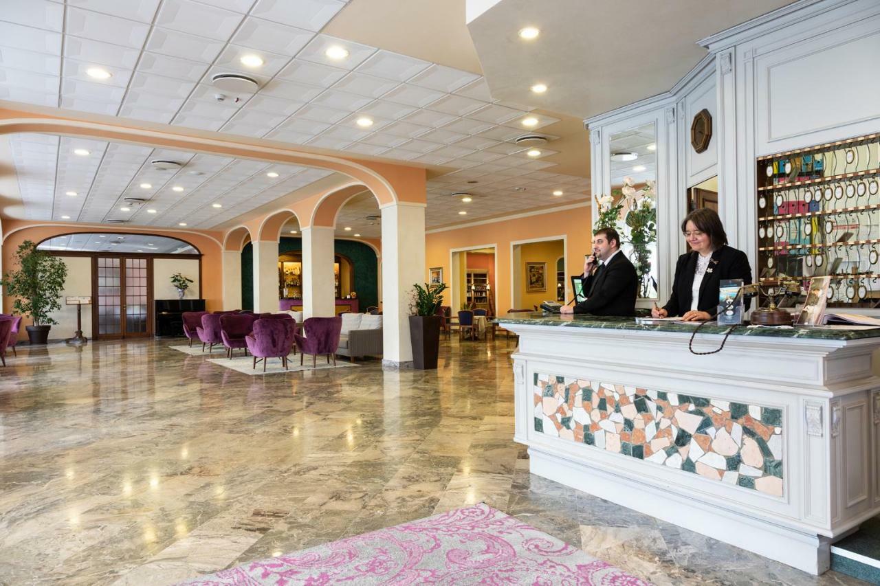 Hotel Columbia Terme Abano Terme Esterno foto