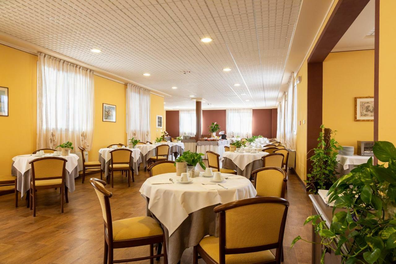 Hotel Columbia Terme Abano Terme Esterno foto